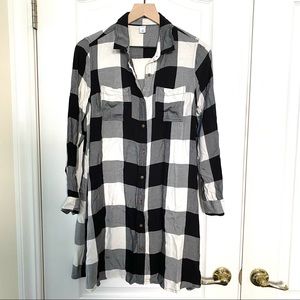 Old Navy white buffalo plaid button down tunic shirt dress